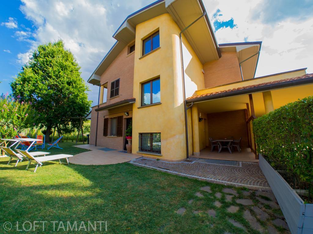 Loft Tamanti Apartment Borgo Santa Maria Bagian luar foto