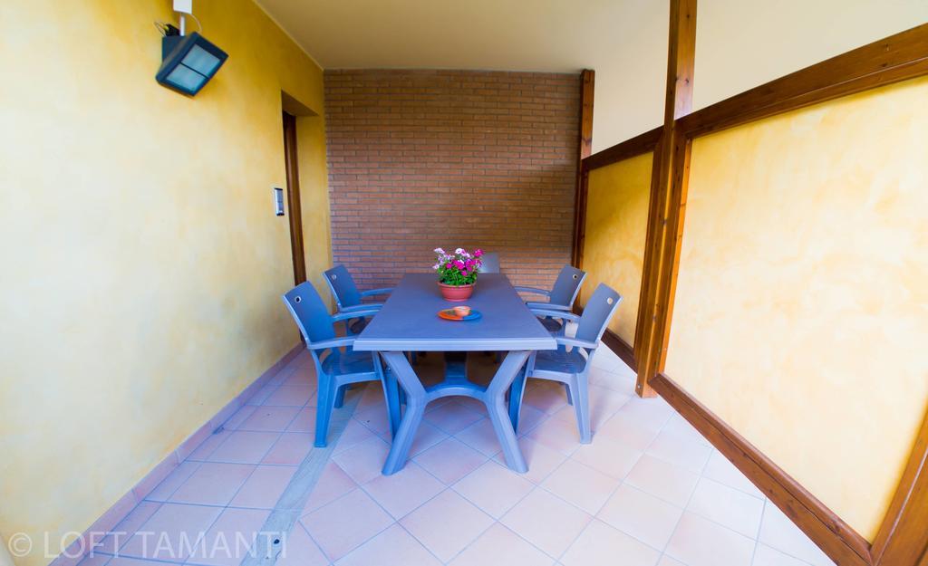 Loft Tamanti Apartment Borgo Santa Maria Bagian luar foto